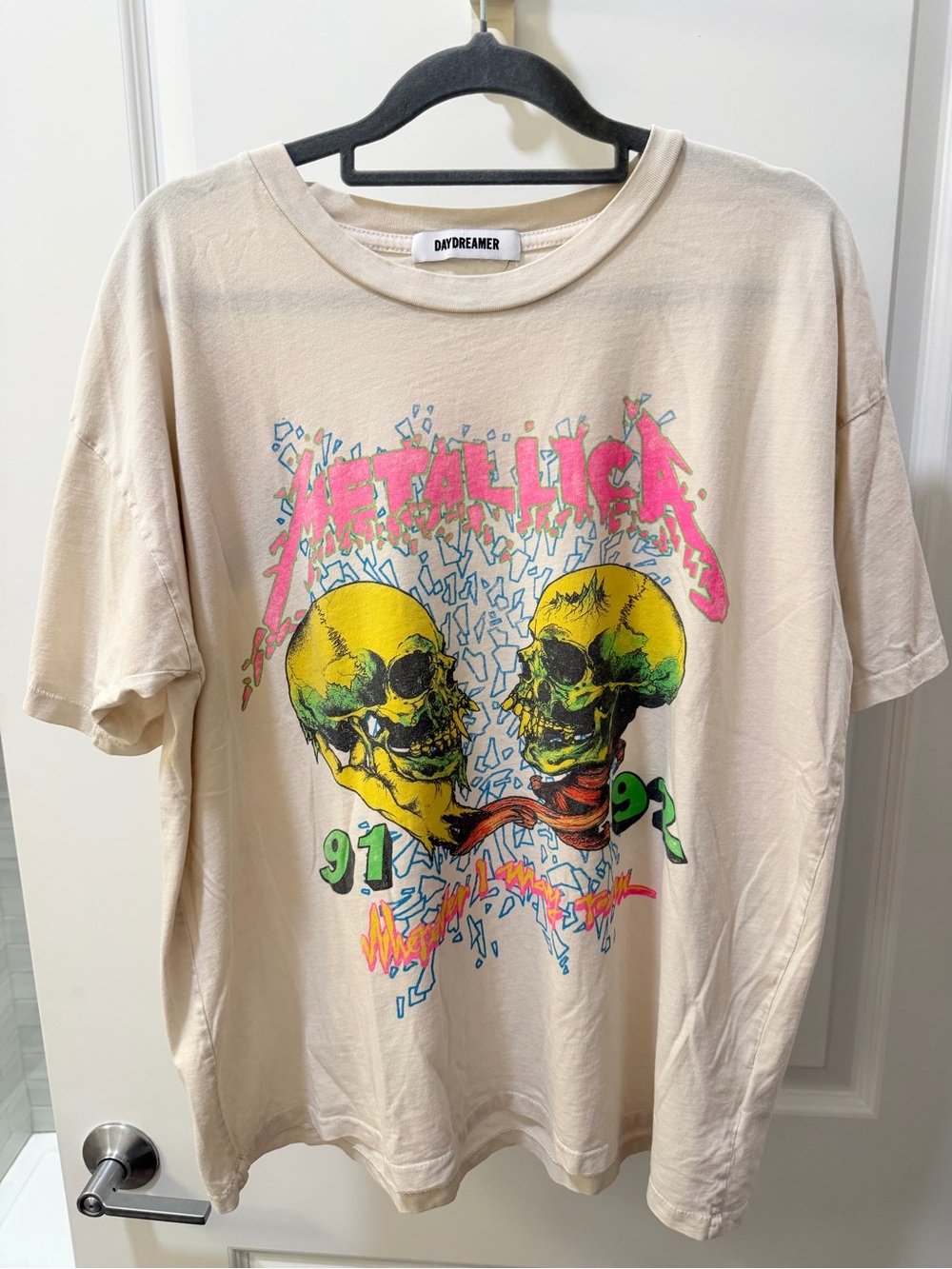 Daydreamer Graphic Band Tee Metallica